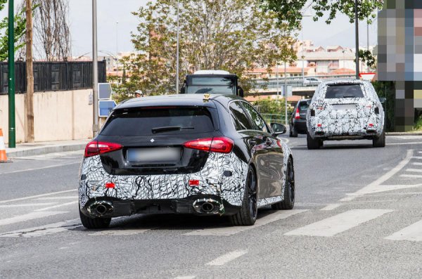Mercedes'ten yeni hot hatch